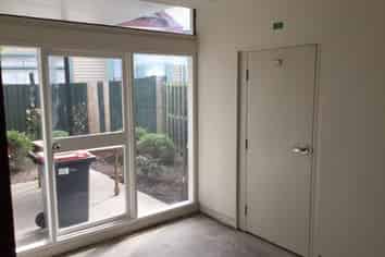 7/136 Holly Road, Saint Albans