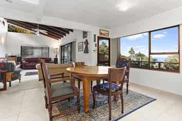 90 Wood Bay Road, Titirangi