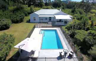 940 South Head Road, South Head, Helensville