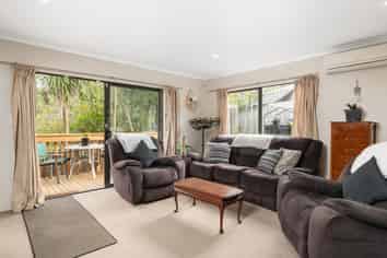 27 Clifton Terrace, Brookfield