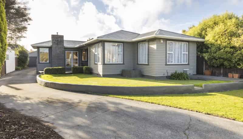 4 Durham Crescent, Palmerston North Central