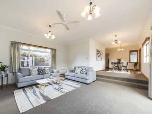 4 Durham Crescent, Palmerston North Central