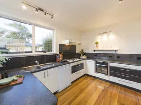 4 Durham Crescent, Palmerston North Central