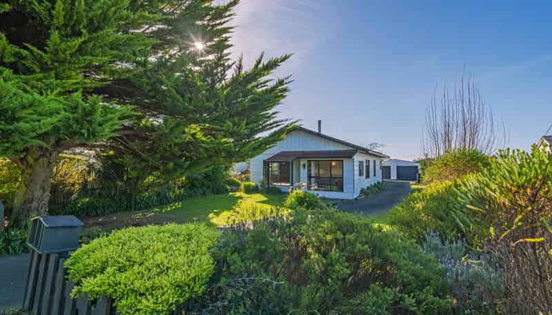 15 Carthew Terrace, Foxton Beach