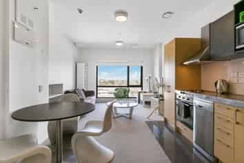 909/17 Putney Way, Manukau