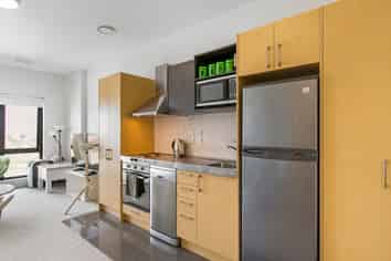 909/17 Putney Way, Manukau