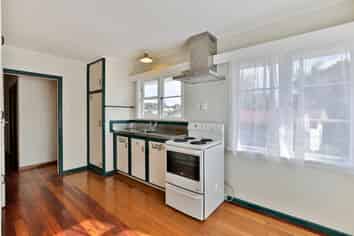 39 Fearon Avenue, Three Kings