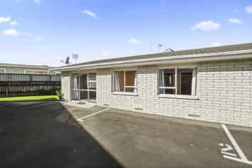 2/6 Snead Place, Hamilton East