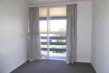 6/118 Office Road, Merivale