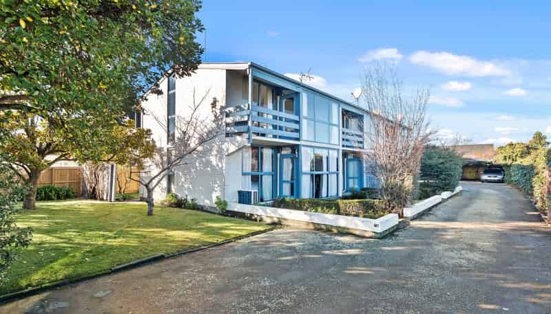 6/118 Office Road, Merivale