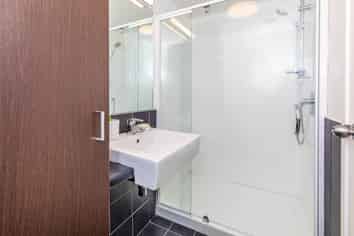 1409/96 Symonds Street, Grafton