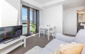 1409/96 Symonds Street, Grafton