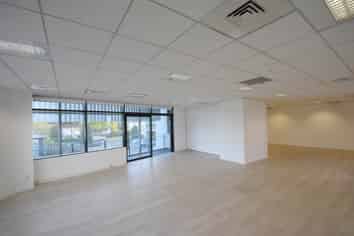 GREAT GREENLANE LOCATION