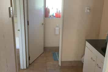 2 Watersfield Place, Flat Bush