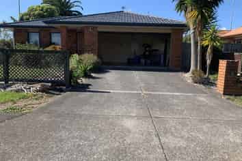 2 Watersfield Place, Flat Bush