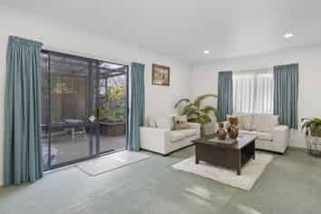 42 Heritage Avenue, Chartwell