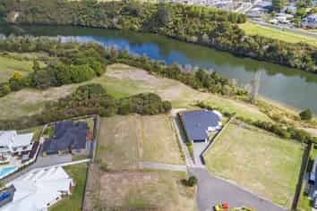 22 Riverside Lane, Flagstaff