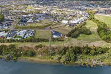 22 Riverside Lane, Flagstaff