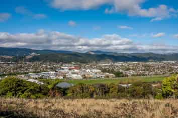 9 Swain Grove, Riverstone Terraces