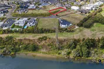 13 Riverside Lane, Flagstaff