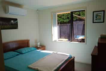 143A Royal Road, Massey