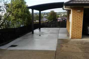 143A Royal Road, Massey