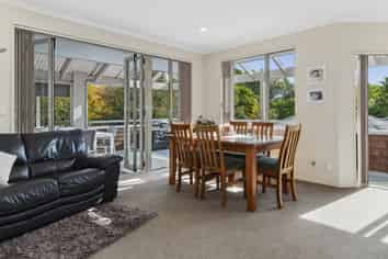 21 Mulberry Lane, Bellevue