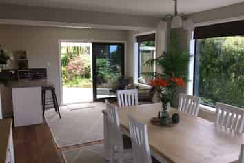 76 Mount Pleasant Road, Mount Pleasant