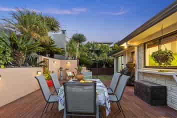 4B Hazel Terrace, Otumoetai