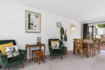 4B Hazel Terrace, Otumoetai