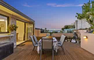 4B Hazel Terrace, Otumoetai