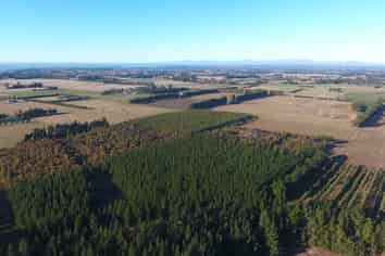 76 Ashworth Bush Road, Sefton