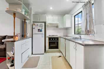 17A Gray Avenue, Mangere East