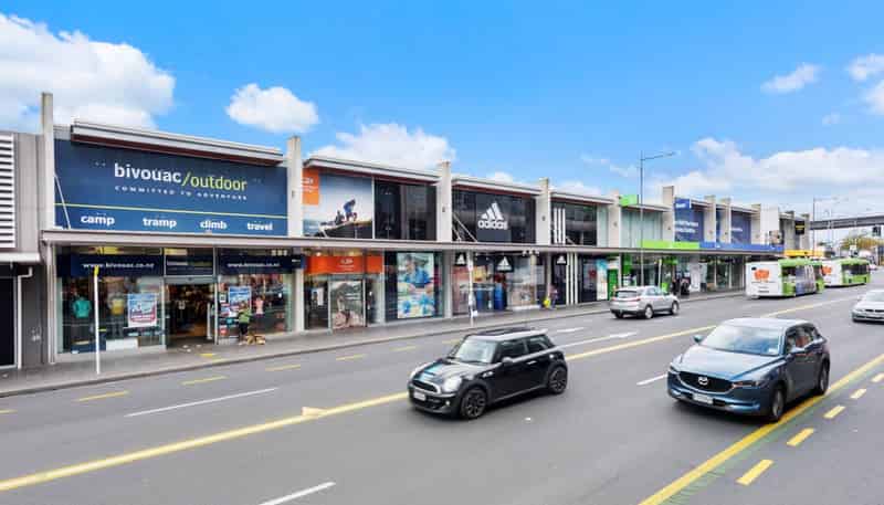 312-330 Broadway, Newmarket