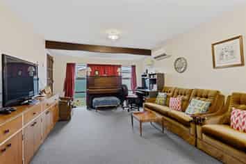 4/36 Division Street, Riccarton