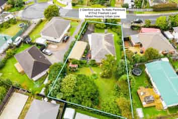 2 Glenford Lane, Te Atatu Peninsula