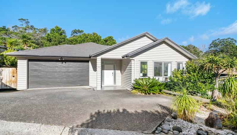 92 Tiriwa Drive, Massey