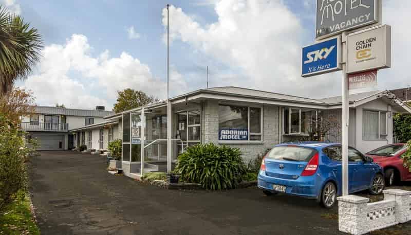 347 Worcester Street, Linwood