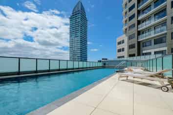 9-17 Byron Avenue, Takapuna