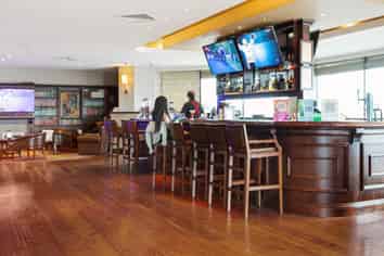 9-17 Byron Avenue, Takapuna