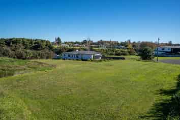 15 Riverside Lane, Flagstaff