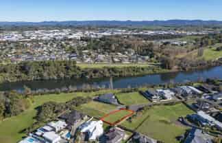 15 Riverside Lane, Flagstaff