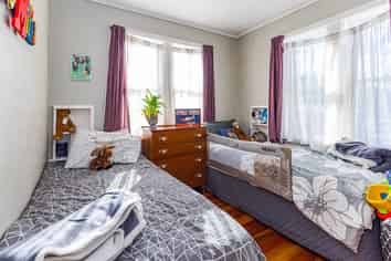 127 Karaka Street, Castlecliff