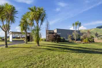 2 The Fairways, Kinloch