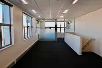 Motivate Landlord Ready to Lease Office