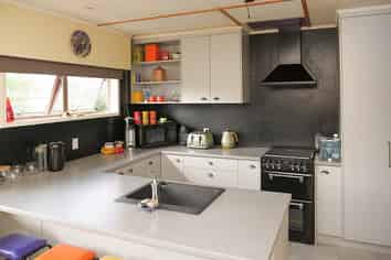 3 Sunset Drive, Paengaroa