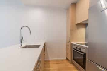 LG/5-9 Madeira Lane, Grafton