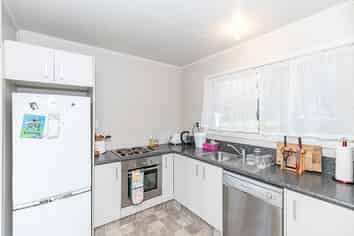 170a Tuhikaramea Road, Dinsdale