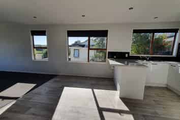 32 Pisces Rd, Glen Eden