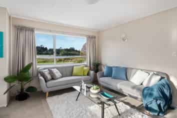 6a Lloyd Street, Parkvale